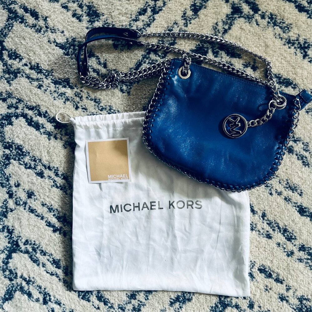Michael Kors Cobalt Jet Set purse